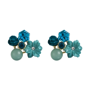 Blue sugar cube crystal flower stud earrings with mint green petals and gold finish