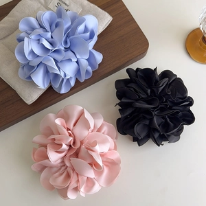 Lot de chouchous pétales en satin élégants en bleu noir et rose pour coiffures