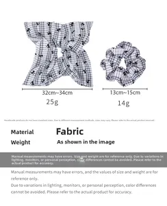 Détails de l'ensemble bandeau à nœud et chouchou à carreaux bleus avec mesures précises