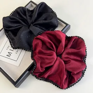 Chouchous en Satin Scintillant Surdimensionnés Avec Bordure Perlée Grands Élastiques à Cheveux Pailletés Pour Femmes