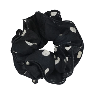 Chouchou élégant en mousseline à pois noirs et blancs avec un design volumineux à 4 couches