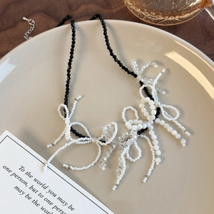 Niche Design Black White Beaded Artificial Crystal Bowknot Necklace Sweet Cool Style Alloy Artificial Pearl Choker For Women
