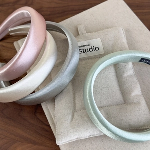 Satin padded headband set in Morandi tones with high cranium silk fabric texture
