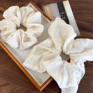 Women's Cream White Floral Embroidery Fabric Scrunchie Elegant Knitted Round Square Hair Tie Fashion Hair Accessories