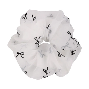Chouchou élégant en tulle blanc avec imprimé papillon noir pour coiffure de femme