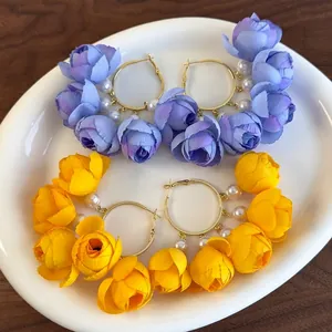 Elegant Fabric Flower Hoop Earrings With Artificial Pearl Gold Tone Alloy Ring For Women Vacation Sweet Style Jewelry