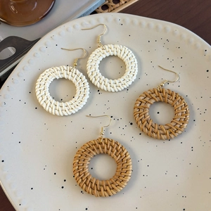 Bohemian round woven straw hoop earrings in beige and brown for women
