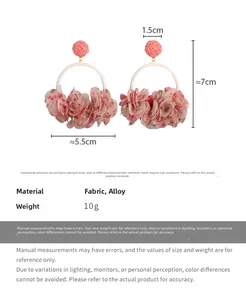 Detailed dimensions of pink floral fabric hoop earrings with 5.5cm diameter and 7cm height