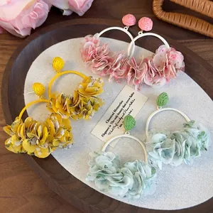 Pastoral Bohemian Fabric Flower Petal Large Hoop Earrings For Women Summer Vacation Floral Print Alloy Statement Jewelry