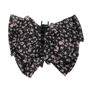 Haarklammer mit floraler Chiffon-Schleife in elegantem Schwarz-Rosa für Damen