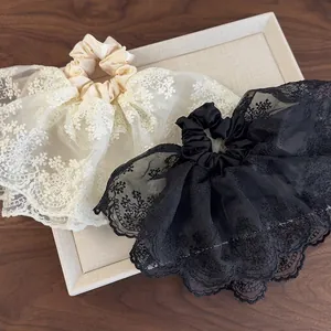 Chouchou en Dentelle Large Élégant Style Français pour Femmes Élastique à Cheveux Rétro à Volants Floraux en Satin et Mesh