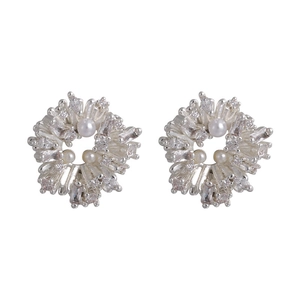 Sparkling firework floral pearl stud earrings with zircons in elegant silver finish