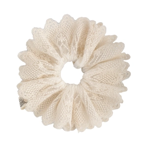 Chouchou élégant en dentelle beige avec broderie florale et bords ondulés pour femme