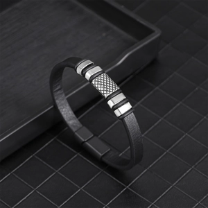 Punk style men's leather bracelet with silver steel rings and black magnetic clasp