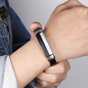 Men's retro multilayer black leather bracelet with silver and black stainless steel plate