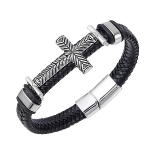 Bracciale intrecciato in pelle da uomo con croce in lega e chiusura magnetica