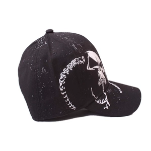 Black baseball cap with skull embroidery and street style pattern for outdoor wear