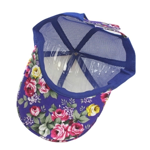 Outdoor mesh baseball cap for women with vintage floral patterns and breathable blue mesh