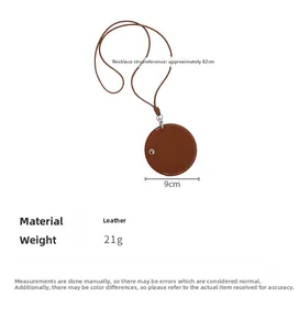 Mini pochette de cou en cuir marron avec dimensions diamètre 9cm et tour 82cm
