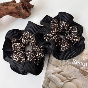 Two-pack vintage leopard print and black pleated scrunchies for stylish hair styling