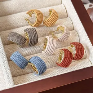 Vintage C-Shaped Alloy Hoop Earrings For Women Retro Cloth Wrapped Knit Fabric Geometric Fashion Commuting Jewelry Gift