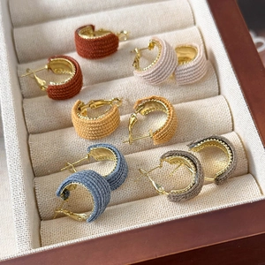 Retro C-shape knit hoop earrings in assorted autumn colors with gold beaded edge