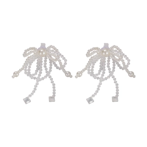Elegant pair of crystal and pearl beaded bow shoe buckles with lace accents and center pearl