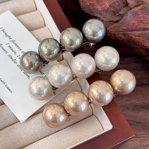 Détails de grandes pinces à cheveux en perles brillantes argentées, blanches et dorées