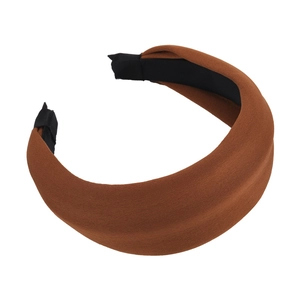 Modischer dicker Haarreif aus Space-Baumwolle in Caramelbraun mit Stricktextur