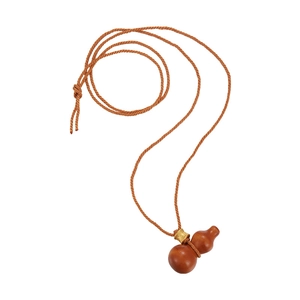 Long collier avec pendentif gourde en bois, cordon tressé marron et fermoir doré