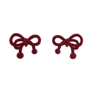 Boucles d'oreilles vintage élégantes avec nœuds en velours rouge foncé et texture douce