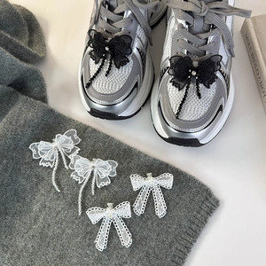 Breloques de chaussures en dentelle avec nœud, perles et glands pour baskets DIY