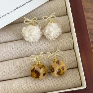 Winter bow plush ball stud earrings set in white fleece and leopard print textures
