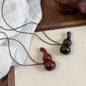 Collier Pendentif Gourde en Bois Style Chinois Vintage Corde en Cire Réglable Bijoux Zen pour Femmes Tenue Quotidienne