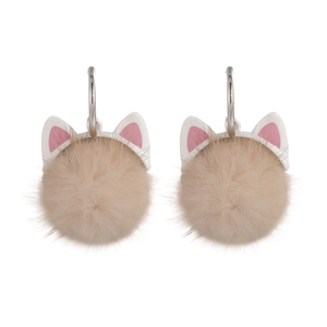 Süße beige Katzenohr Plüschbommel Ohrringe für Damen im modischen Herbst Winter Stil