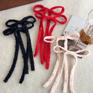 Fermagli per capelli a fiocco in peluche con nastri lunghi in nero, rosso e rosa da donna