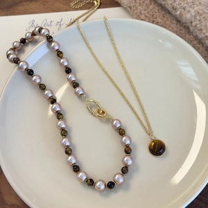 Collier double couche en œil de tigre et perles roses de style Maillard vintage chic