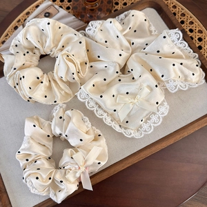 Ensemble chouchous à pois de style français et bandeau avec bordure en dentelle blanche