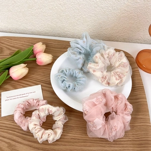 Lot de six chouchous en tulle floral en tissu organza bleu pastel et rose