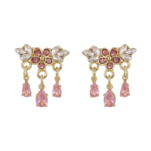 Boucles d'oreilles fleur rose avec dorure et cristaux étincelants pour un look gracieux