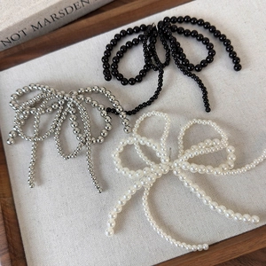 Breloques de chaussures élégantes en perles et nœud avec pompon au style de luxe