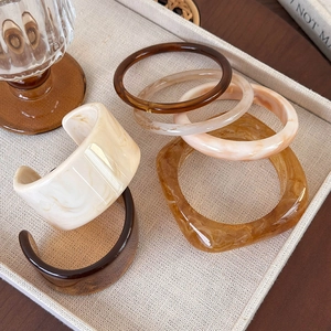 Retro Resin Acrylic Tortoiseshell Marble Pattern Bangle Wide Thin Irregular Geometric Open Cuff Bracelet For Women Fashion Jewelry