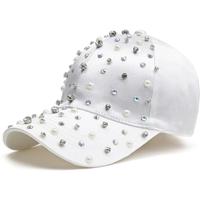 Casquette de baseball en satin blanc avec strass et perles de luxe pour style extérieur