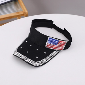 Visière de soleil noire à la mode avec bord en strass et détail de drapeau américain