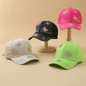 Berretto da baseball scintillante con farfalle e strass disponibile in quattro colori