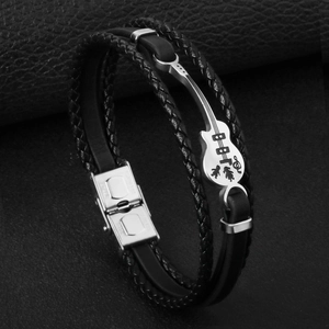 Bracelet multicouche en cuir punk pour homme avec un ornement de guitare en métal argenté