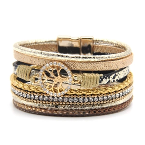 Boho-Armband mehrlagig mit goldenem Lebensbaum-Anhänger und funkelnden Strasssteinen