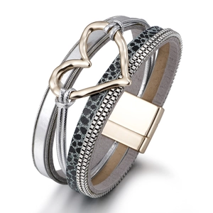 Bohemian Multilayer Artificial Leather Heart Bracelet For Women Fashion Magnetic Clasp Wrap Bangle Heart Charm Jewelry Gift
