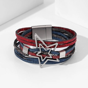 Mehrlagiges Lederarmband im Boho-Stil mit Stern-Anhänger und Magnetverschluss für Damen
