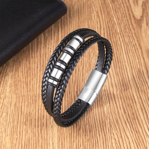 Bracciale multistrato in pelle intrecciata da uomo con chiusura magnetica in acciaio inox